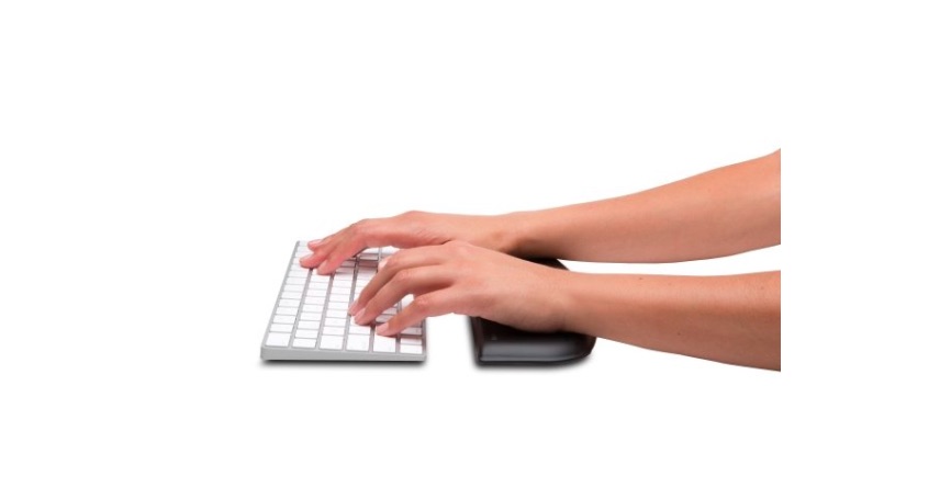 DESCANSA MUNECA PARA TECLADO SLIM Y COMPACTO ERGONOMICO Escritorio Kensington - Image 2